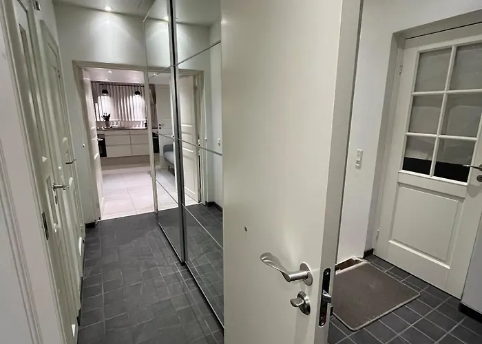 Exclusive 1 Bedroom *