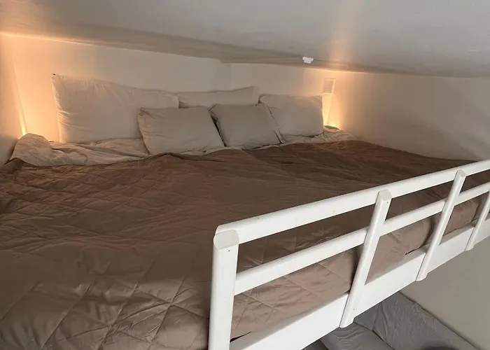 Apartment Exclusive 1 Bedroom *